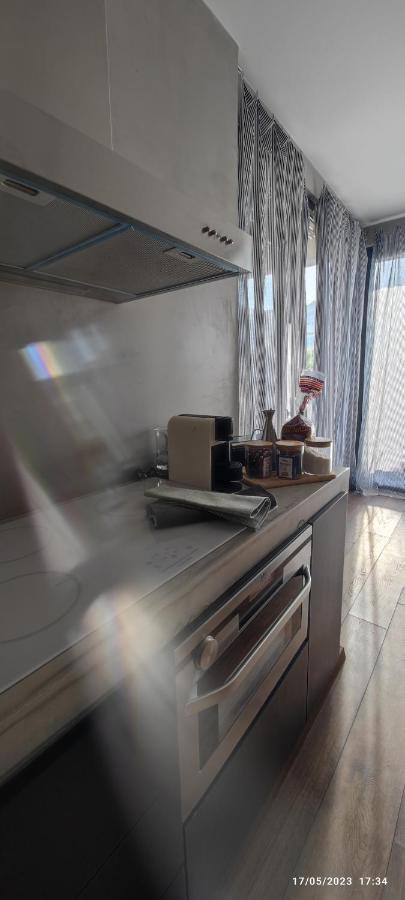 Attico Vista Mare Apartment โกเลม ภายนอก รูปภาพ